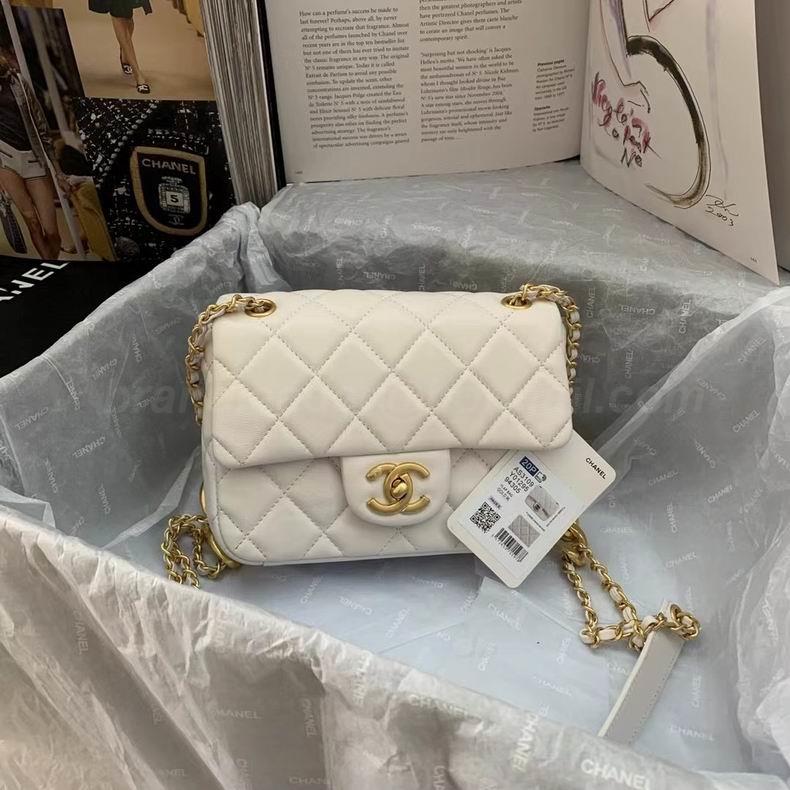 Chanel Handbags 924